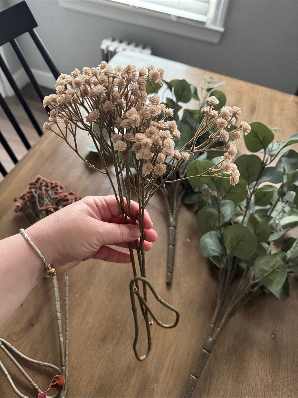 Floral stems - Picture 3 of 5